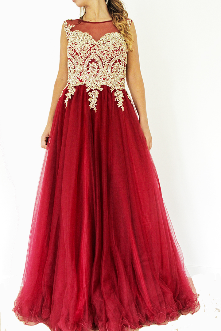 robe princesse volumineuse dubai et libanaise. Robe de soirée, robe de mariée, robe henna.